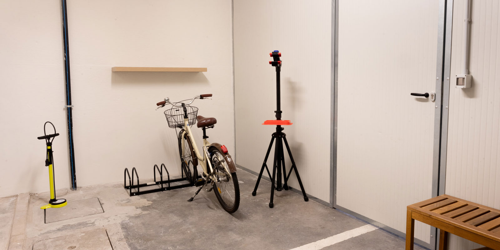 Bike Room und Fahrräder im Hotel Arena in Sirmione