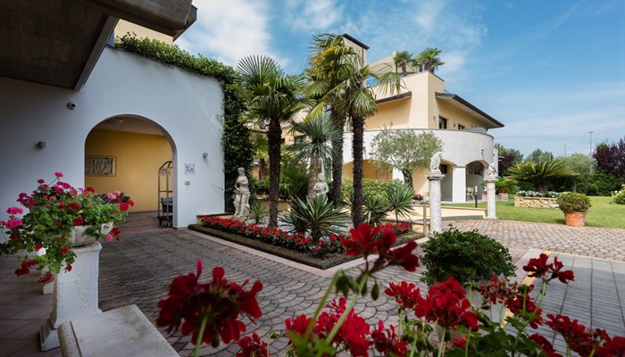 Hotel 3 stelle a Sirmione