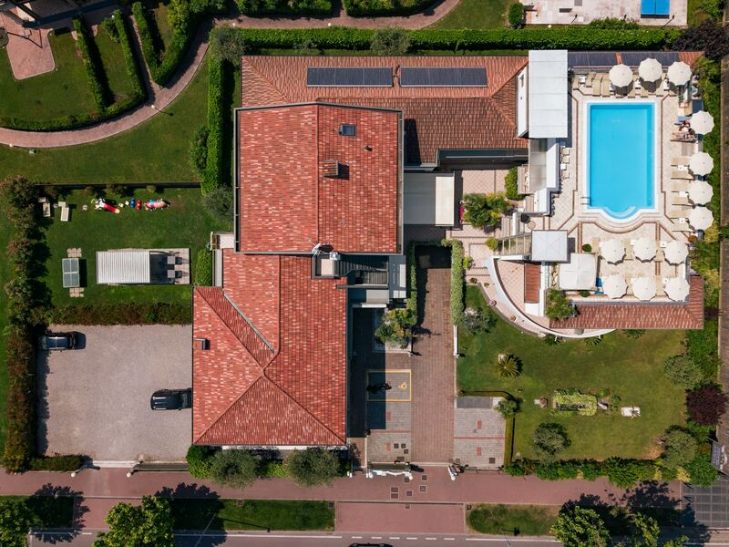 Pool & relax |